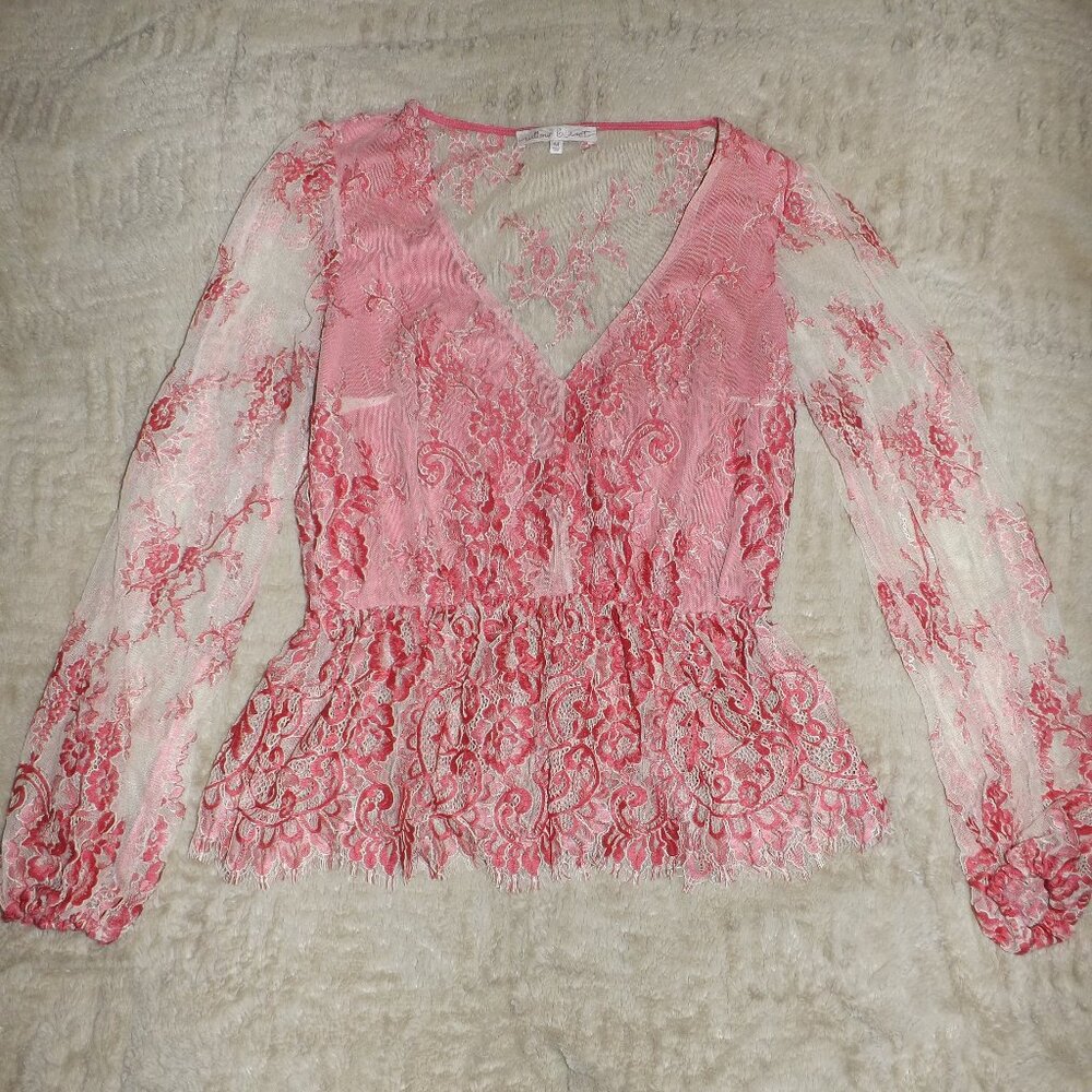 women's WILLOW & ROOT lace top size medium